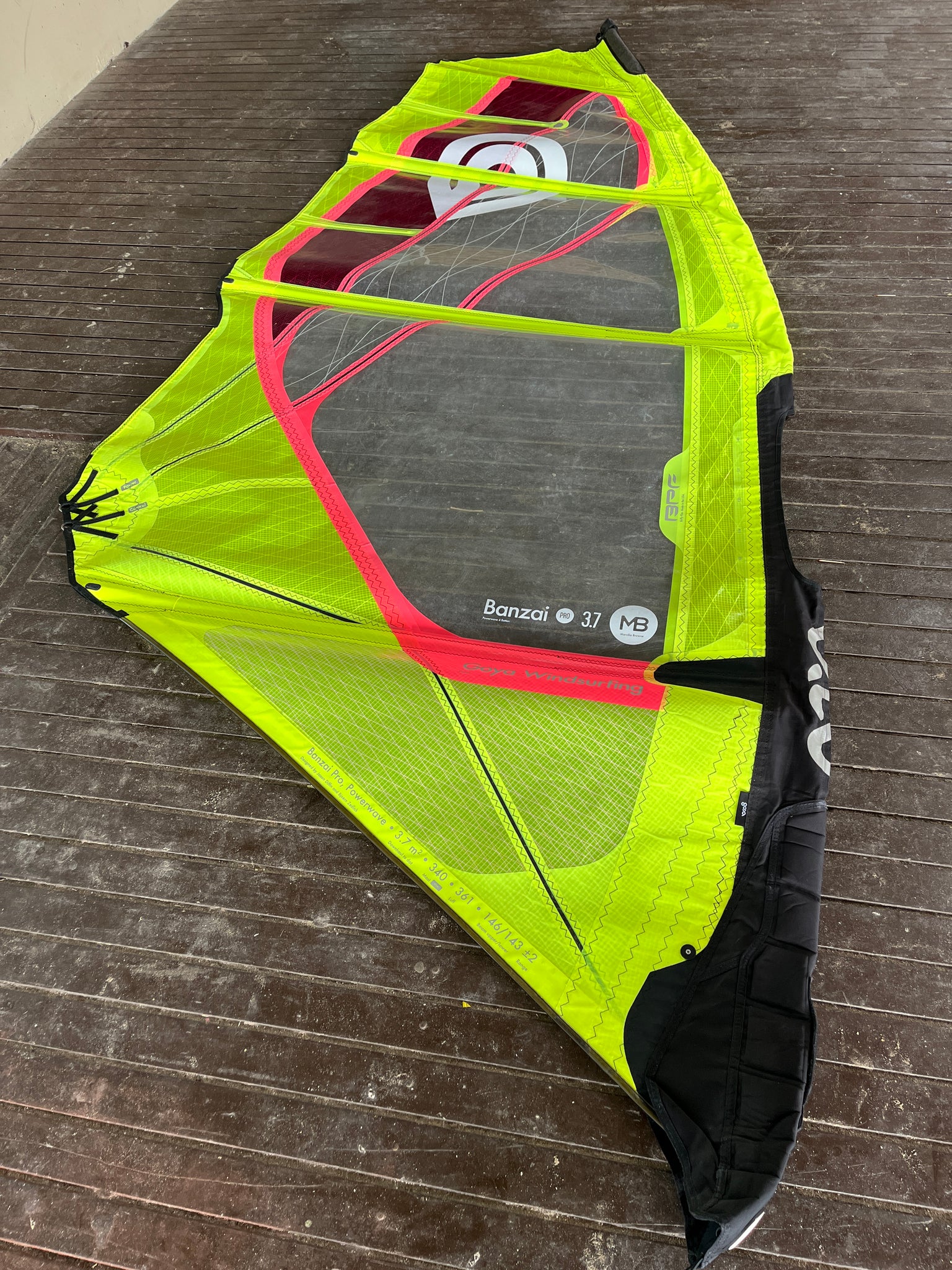 Vela Usada Banzai Pro 3.7 2021