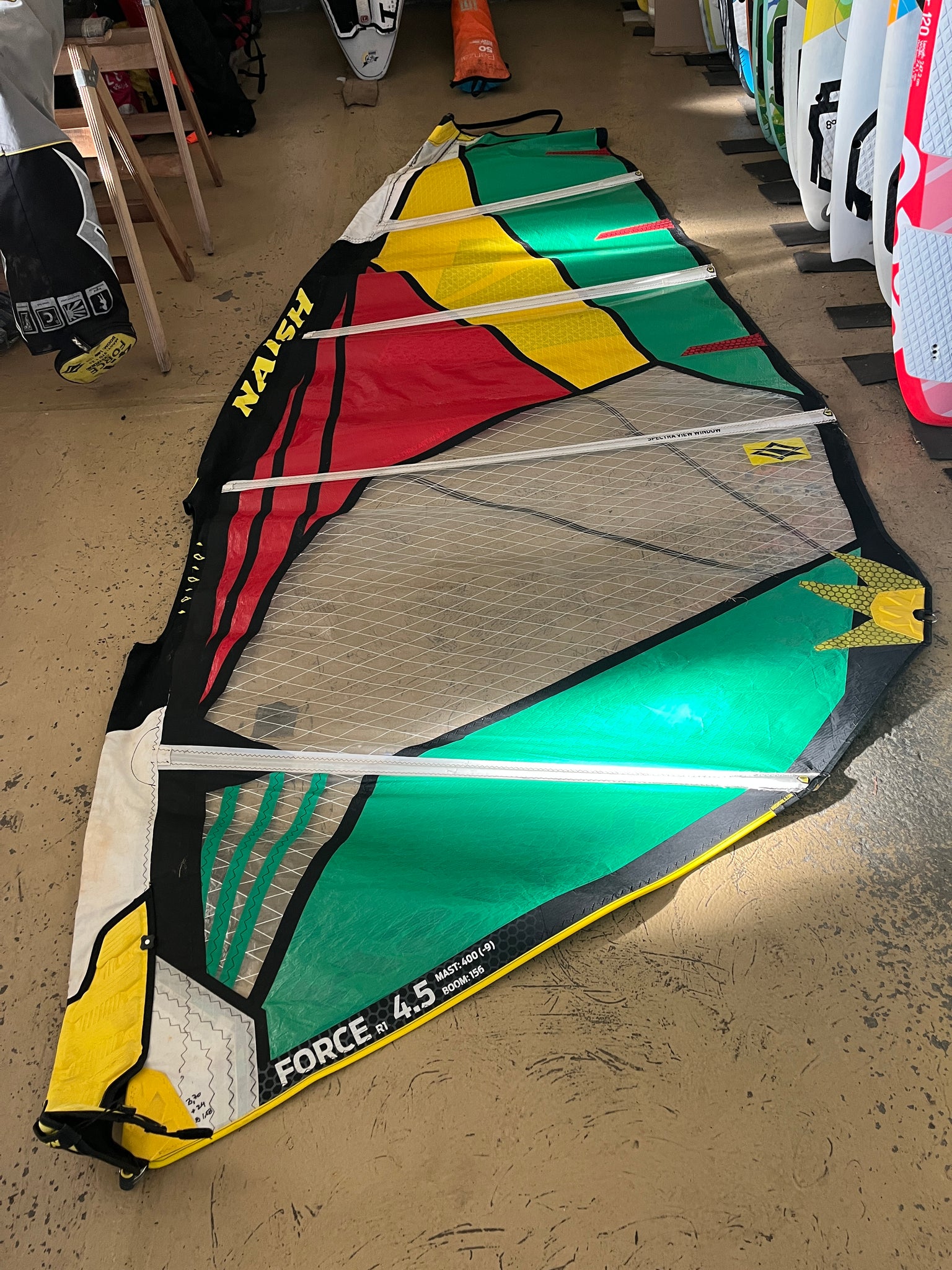 Vela Usada Naish Force 4.5