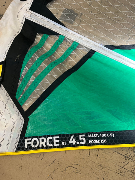 Vela Usada Naish Force 4.5