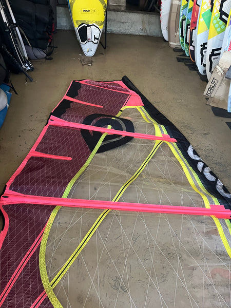 Vela Usada Banzai Pro X 4.7 2018