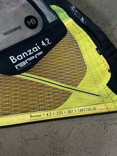 Vela Usada Banzai Pro 4.2 2018