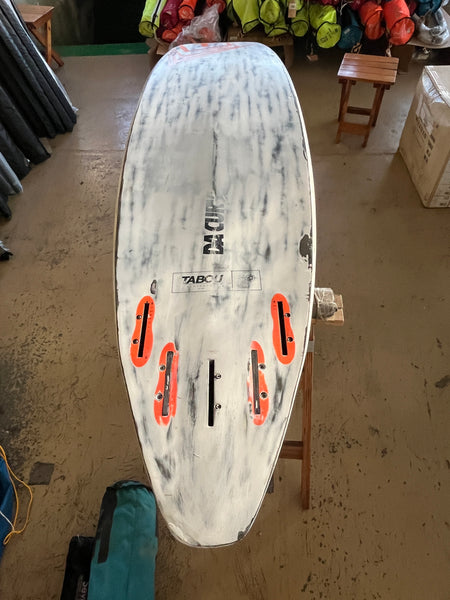Tabla Usada Tabou Wave 86L